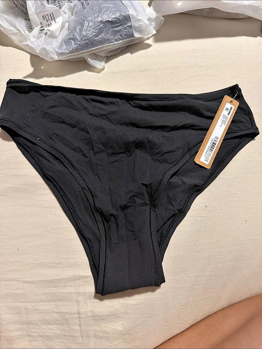 SKIMS Fits Everybody cheeky brief Black Panties NWT